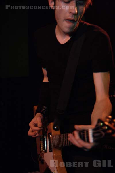 SHANE COUGH - 2005-03-31 - PARIS - Glaz Art - 